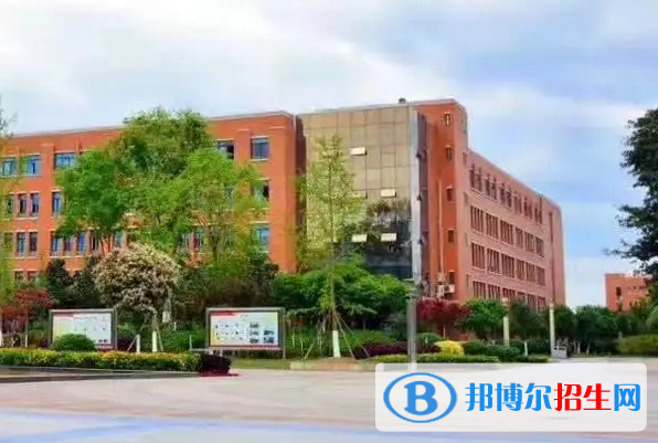 四川涼山衛(wèi)生學(xué)校2022年怎么樣、好不好