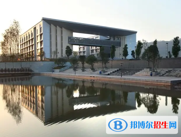重慶2022年初中生怎么考建筑學校