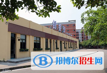 重慶2022年建筑學(xué)校什么專業(yè)適合男生
