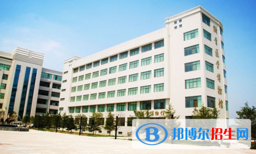 鄭州樹青醫(yī)學中等專業(yè)學校3