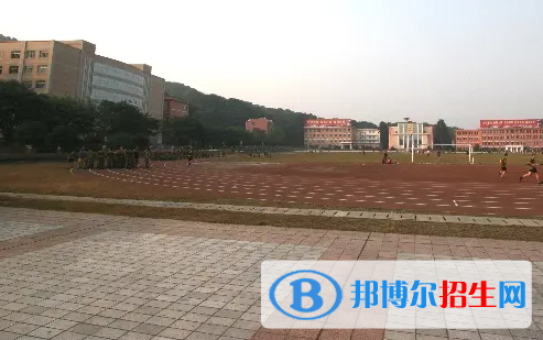 重慶2022年建筑學校讀幾年