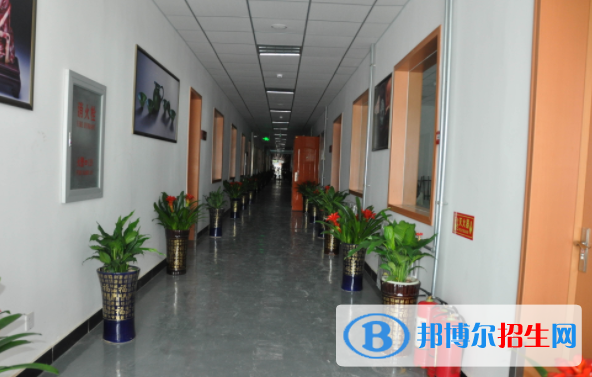 北京工藝美術(shù)高級(jí)技工學(xué)校