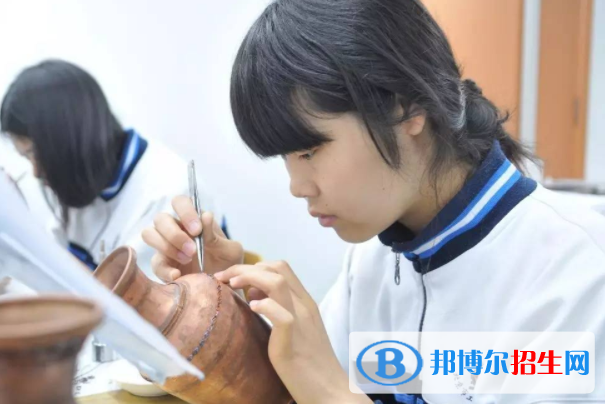 北京工藝美術(shù)高級(jí)技工學(xué)校專業(yè)