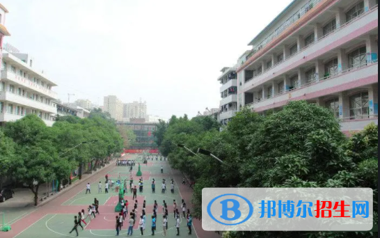 廣西欽州商貿(mào)學(xué)校2022年招生簡(jiǎn)章