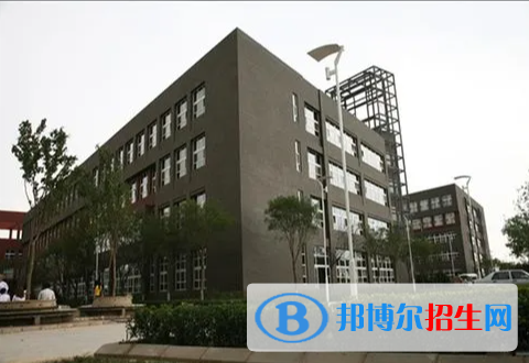 北京新英才國際學(xué)校初中部怎么樣
