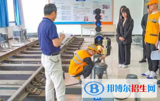 成都2022年鐵路學(xué)校什么專(zhuān)業(yè)好