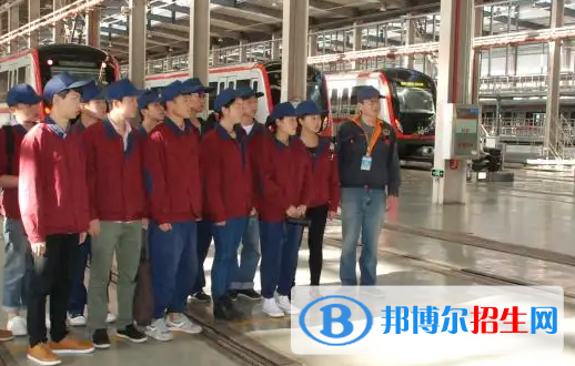 成都2023年鐵路學(xué)校有什么專(zhuān)業(yè)