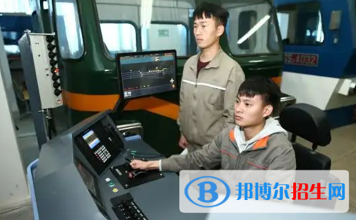 成都20223年鐵路學(xué)校里有什么專業(yè)