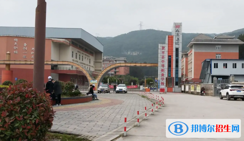 貴州2023年女孩上電子商務(wù)學(xué)校學(xué)什么好