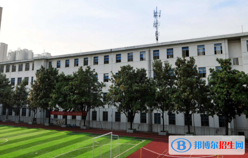湖南2023年初中畢業(yè)報(bào)什么中專學(xué)校