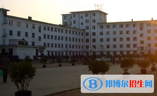 吉林2023年初中畢業(yè)報(bào)什么中專(zhuān)學(xué)校好