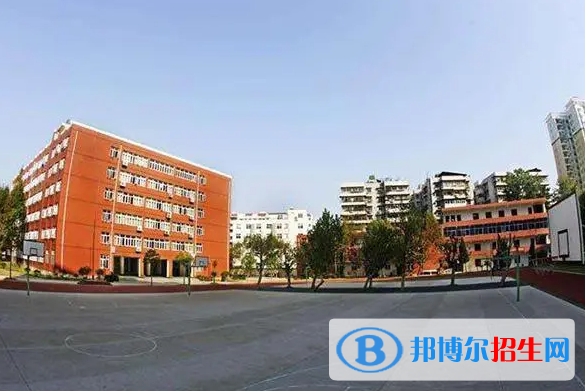 武漢外國語學校靠譜嗎