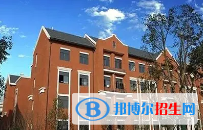 武漢海淀外國語實驗學(xué)校2023年課程體系2