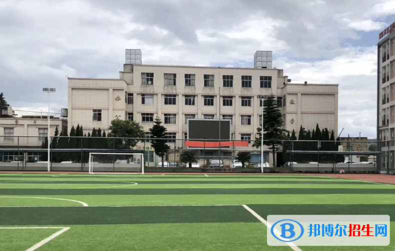 云南2023年初中生上鐵路學(xué)校好不好