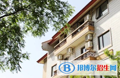 北京市昌平區(qū)東方紅學校2023年招生辦聯(lián)系電話