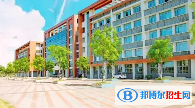 南海外國語學(xué)校初中部2023年學(xué)費(fèi)標(biāo)準(zhǔn)
