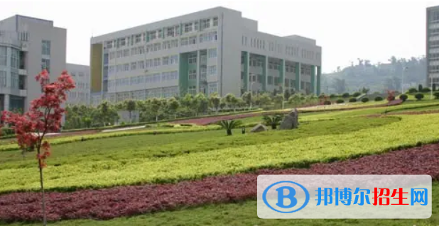 重慶2023年中專學校好還是大專好