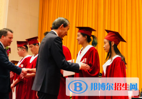 北京中加學(xué)校2023年報(bào)名條件、招生要求、招生對(duì)象 