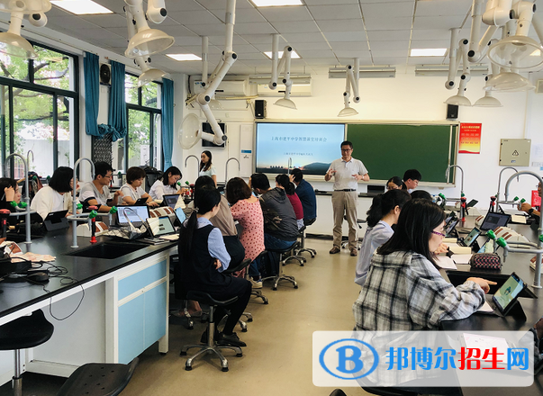 成都建平國際學(xué)?？孔V嗎
