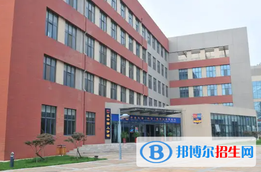 成都孔裔國際公學初中部2023年入學考試