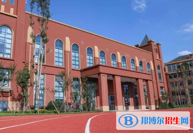 牛津國際公學(xué)成都學(xué)校初中部2023年報(bào)名時間