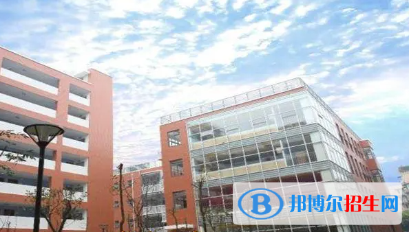 牛津國(guó)際公學(xué)成都學(xué)校初中部2023年入學(xué)考試