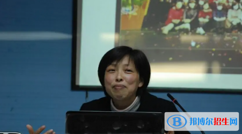 上海市實驗學校2023年招生辦聯(lián)系電話 