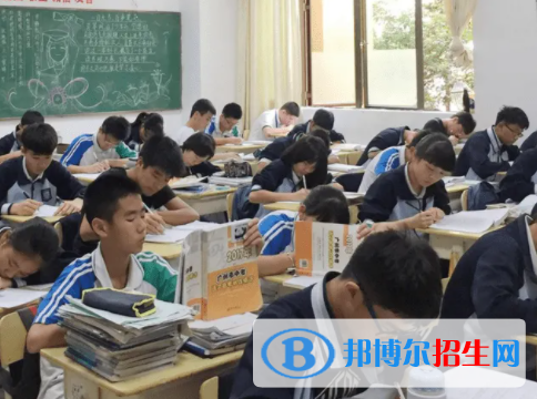 2022年河北高考?？品?jǐn)?shù)線公布（物理類+歷史類）