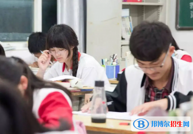 2022年河南高考?？品?jǐn)?shù)線公布（理科+文科）