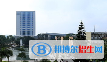 廣西職業(yè)師范學(xué)院是211嗎？