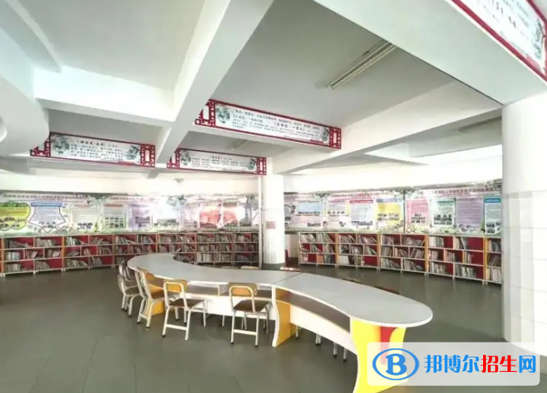 深圳東方英文書(shū)院國(guó)際初中2023年入學(xué)考試2