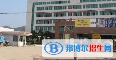 廣西2023年哪里讀計(jì)算機(jī)學(xué)校好