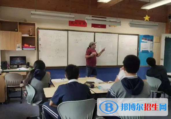 深圳奧斯翰外語學(xué)校初中部2023年學(xué)費(fèi)標(biāo)準(zhǔn)
