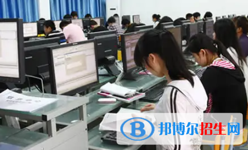 廣西2023年中等計(jì)算機(jī)學(xué)校學(xué)什么專業(yè)好