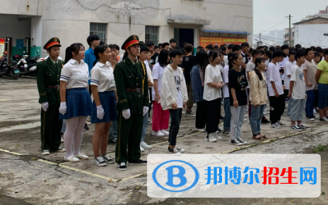 廣西2023年計算機學(xué)校學(xué)什么比較好