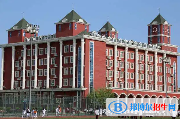 北京愛迪國際學(xué)校2
