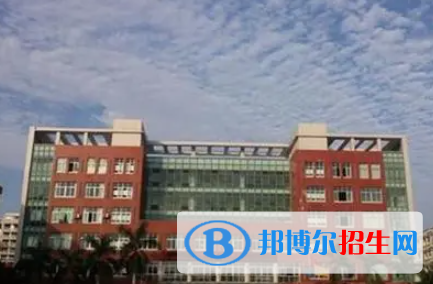 廣西2023年讀計算機(jī)學(xué)校什么專業(yè)好