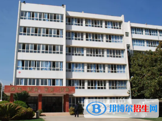  云南2023年職高和中專學校的區(qū)別