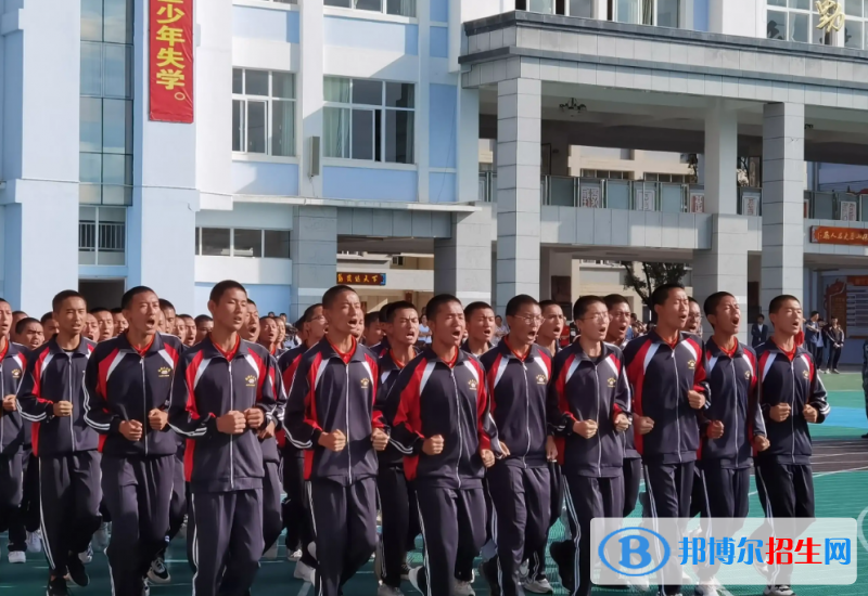 云南2023年沒初中畢業(yè)能上中專學校嗎