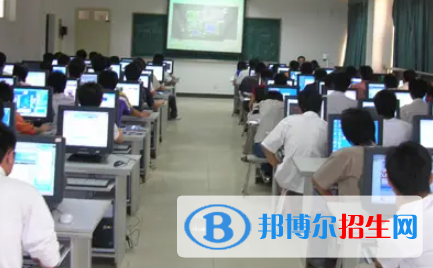 廣西2023年計(jì)算機(jī)學(xué)校有什么中專專業(yè)