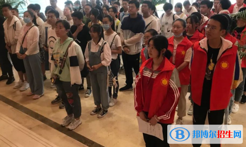 金川總校第一高級(jí)中學(xué)2023年招生辦聯(lián)系電話(huà)