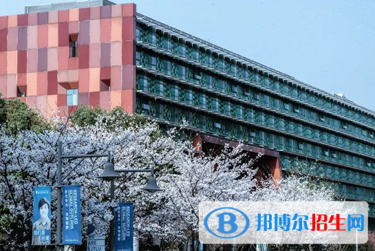 西交利物浦大學附屬學校初中部怎么樣