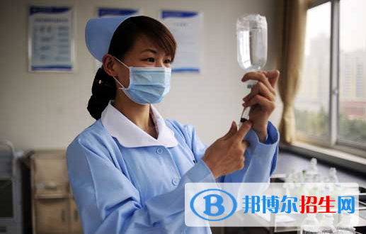 蘭州2023年衛(wèi)校好還是中專(zhuān)好