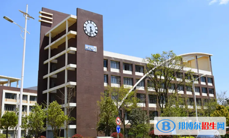 2023云南文科325分左右能上什么好大學（本省大學+外省大學）
