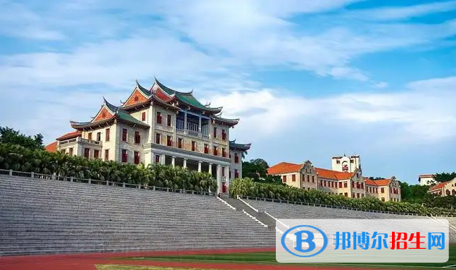 2023新疆文科580分左右能上什么好大學（本省大學+外省大學）