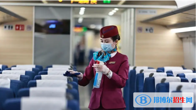 貴州2023年初中生讀什么鐵路學校好