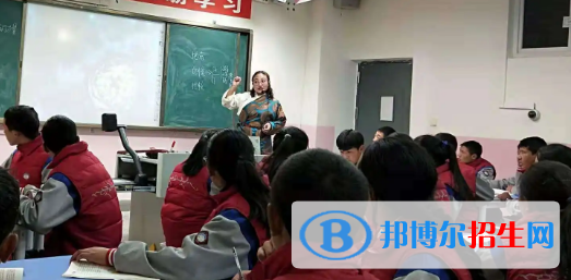 那曲中考物理總分(滿分）是多少（附那曲物理中考成績(jī)查詢?nèi)肟冢? width=