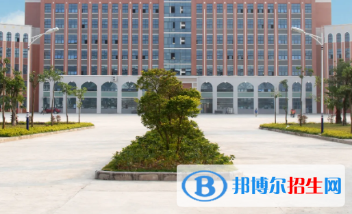 廣西2023年現(xiàn)在上計算機(jī)學(xué)校學(xué)啥好