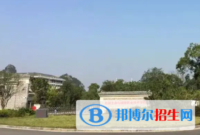 廣西2023年現(xiàn)在讀計算機學校好嗎