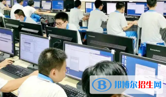 廣西2023年上計(jì)算機(jī)學(xué)校學(xué)啥專(zhuān)業(yè)好